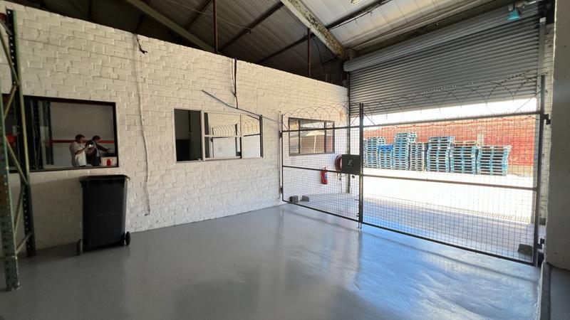 Commercial Property for Sale in Paarden Eiland Western Cape